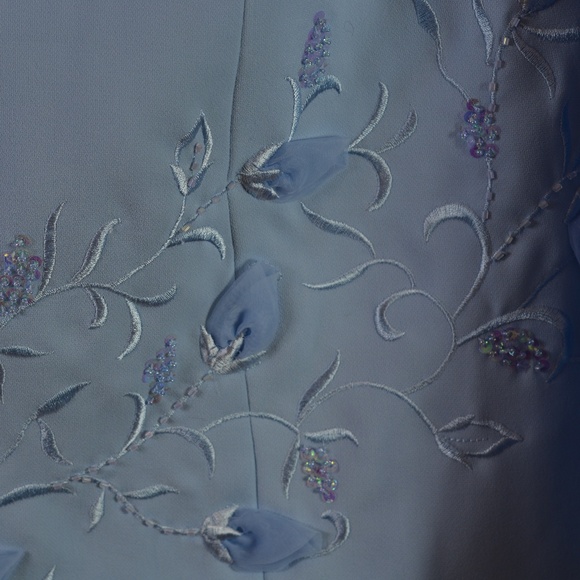 Special Occasion/bridal/Church/MOB Suit Embroidered Beaded Embellished SZ 14 NWT - Picture 2 of 12